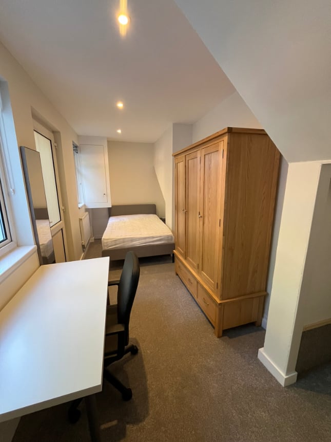 Bedroom 5